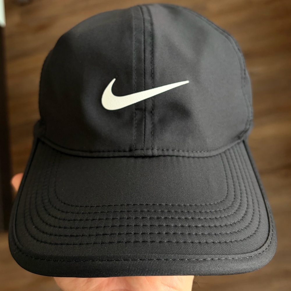 (New) Nike Men's Black Cap with White Logo